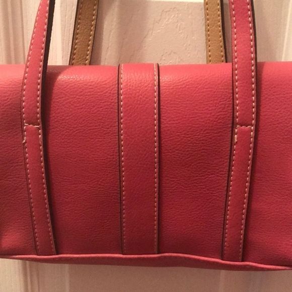 ⭐️ HP LIZ CLAIBORNE Faux Leather Pink Mini Bag - Picture 5 of 9